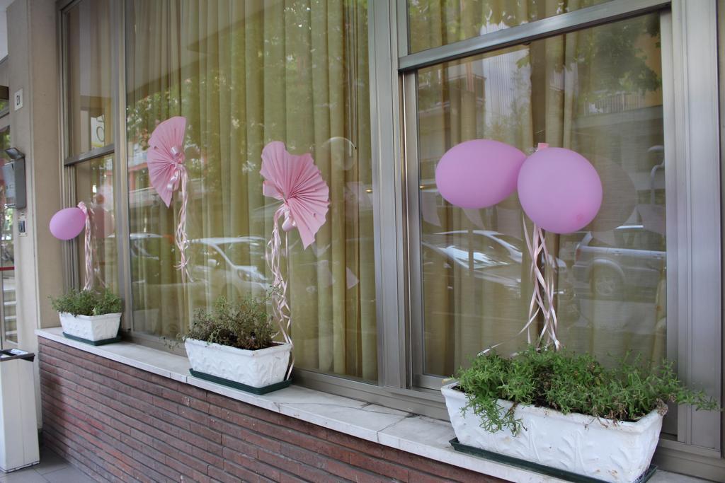 Hotel Galileo Rimini Extérieur photo