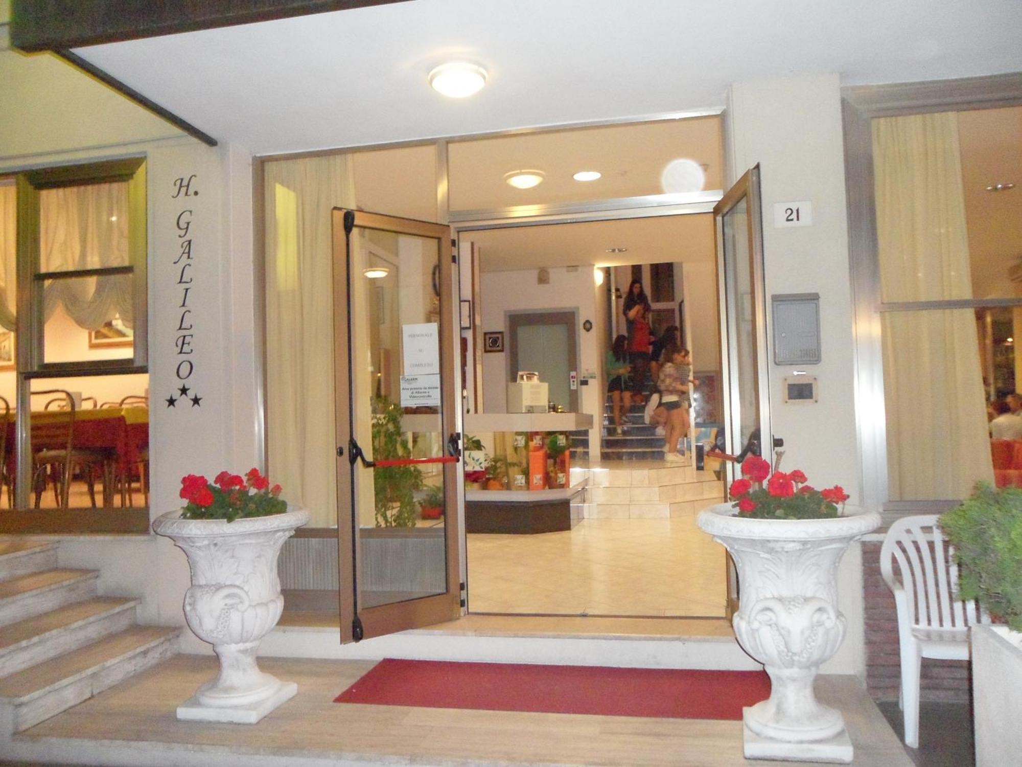 Hotel Galileo Rimini Extérieur photo
